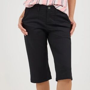 NWT Lee skimmer long black shorts size 20